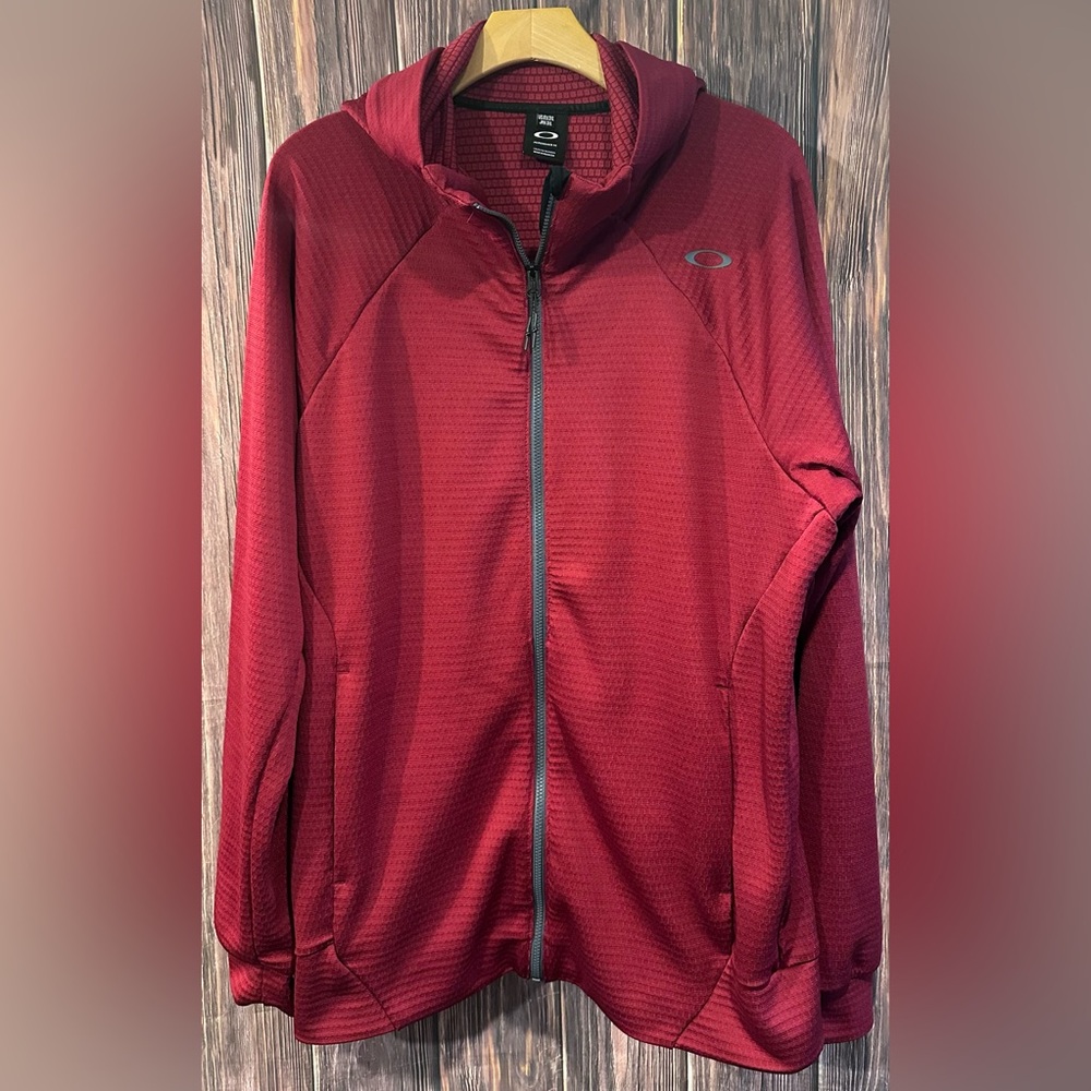 Oakley Performance Red Zip Up Hoodie Men’s Size 2XL